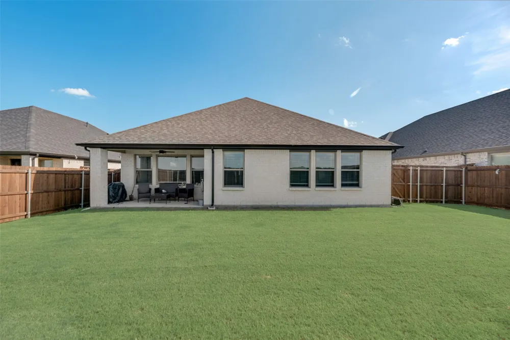 433 Leopold Trail Waxahachie, TX 75165