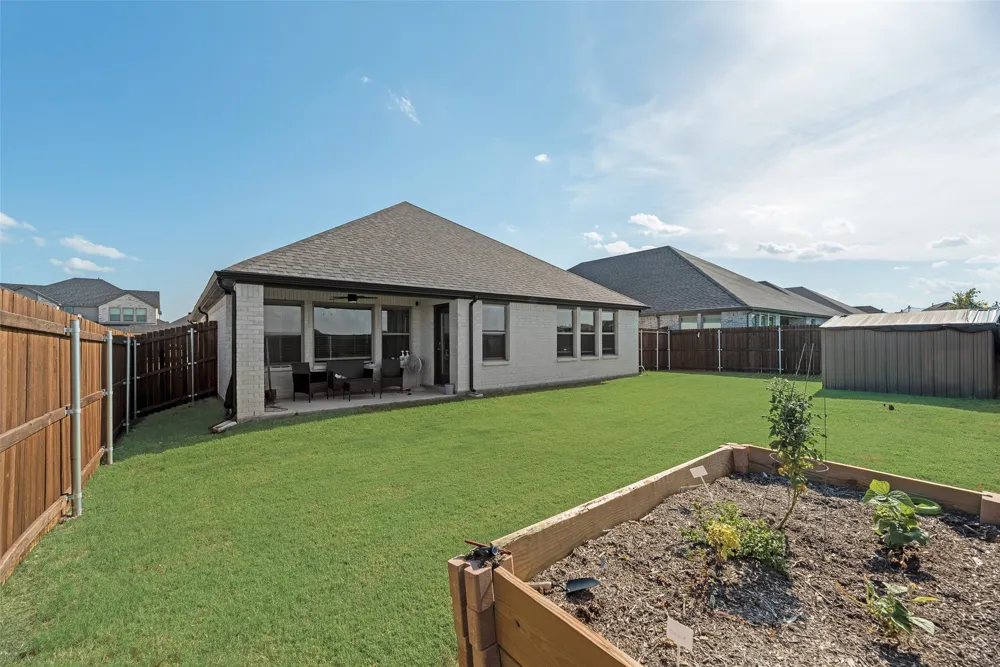 433 Leopold Trail Waxahachie, TX 75165