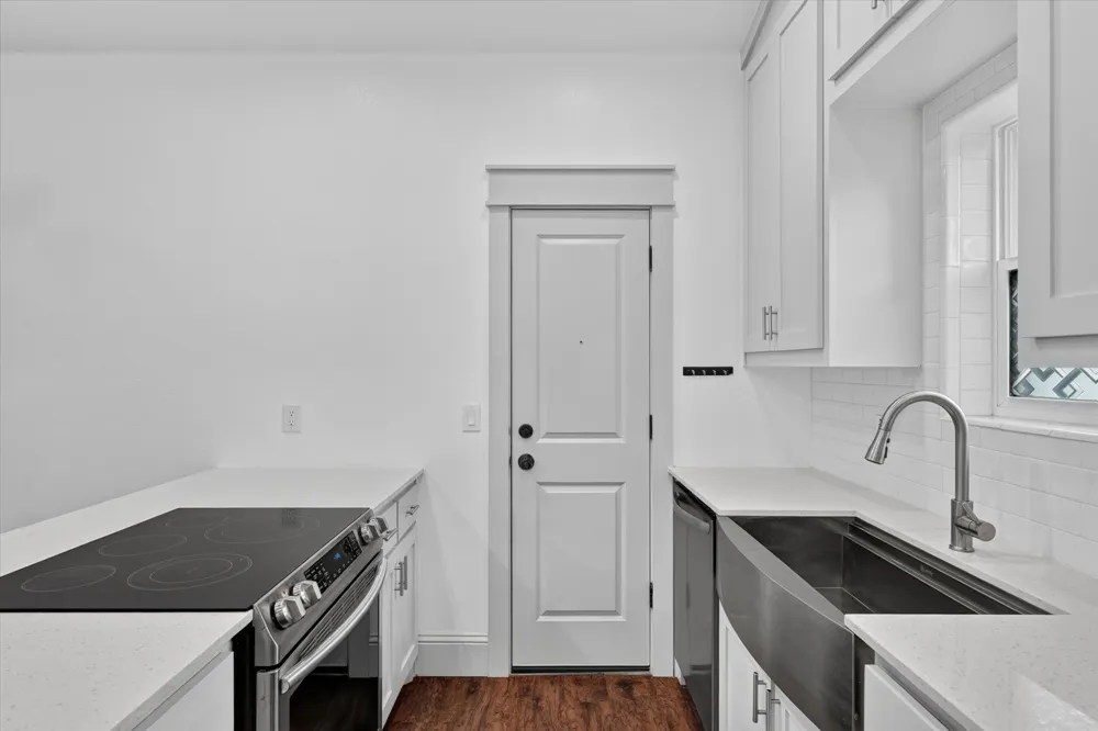 1216 W Nelson Street Denison, TX 75020