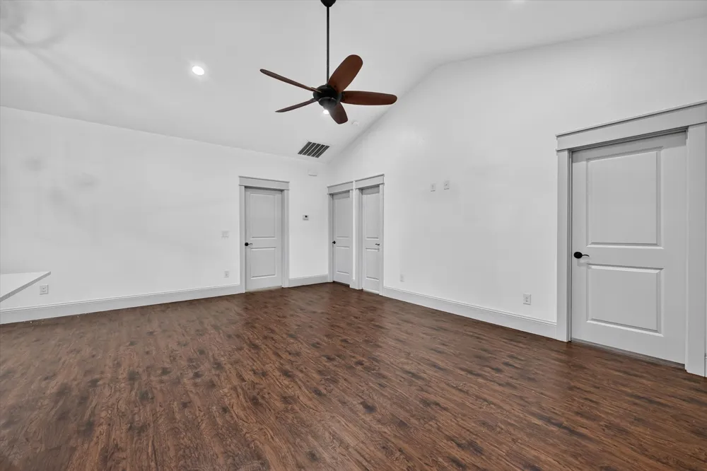 1216 W Nelson Street Denison, TX 75020