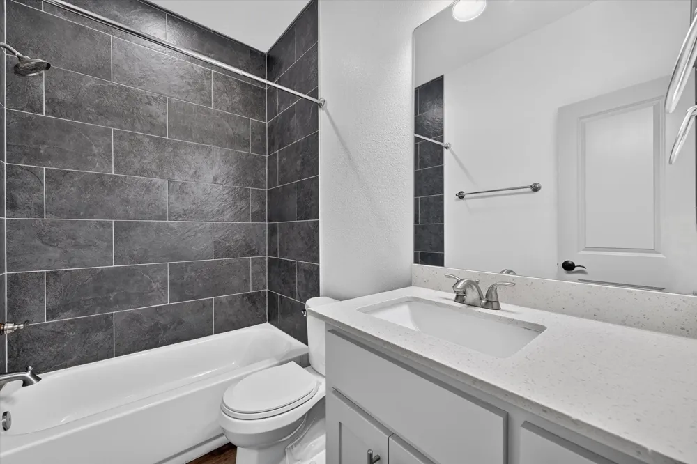 1216 W Nelson Street Denison, TX 75020