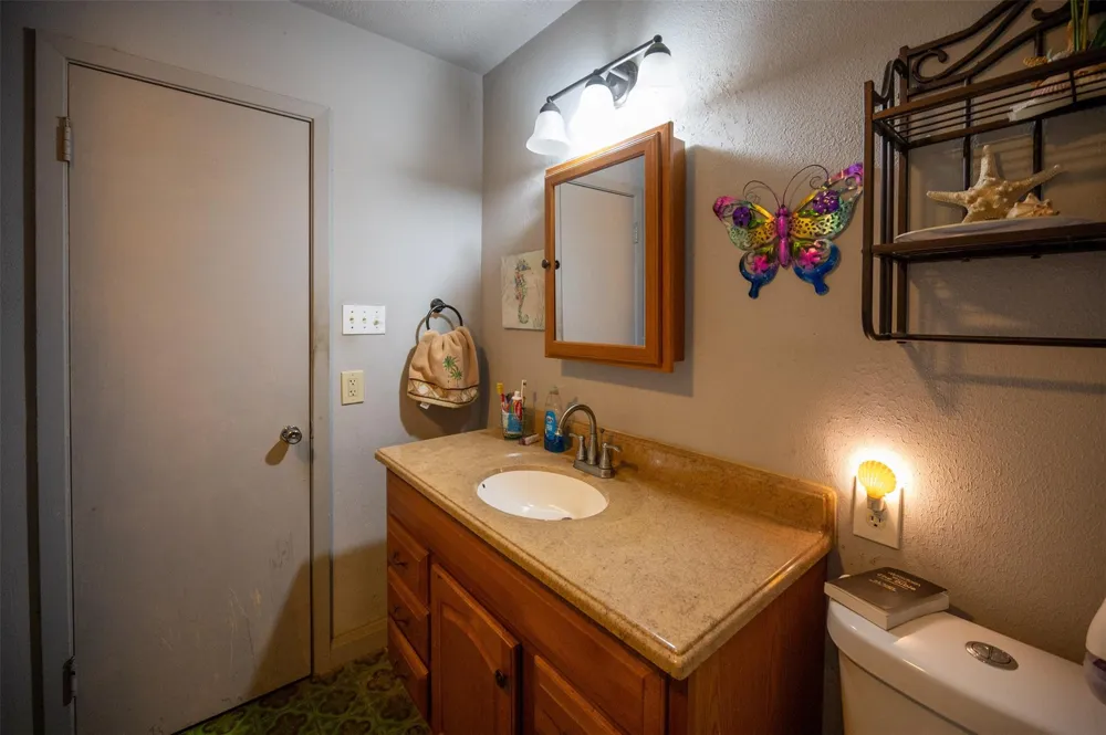 20545 Farm To Market 92 S Fred, TX 77616