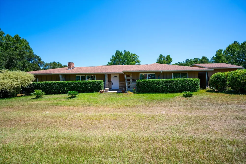 20545 Farm To Market 92 S Fred, TX 77616