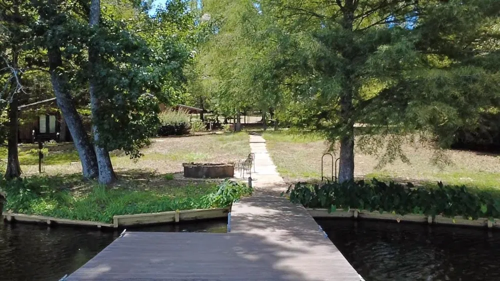 745 County Road 3170 Colmesneil, TX 75938