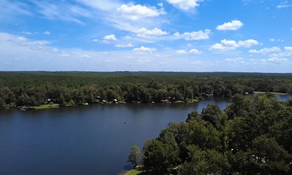 745 County Road 3170 Colmesneil, TX 75938