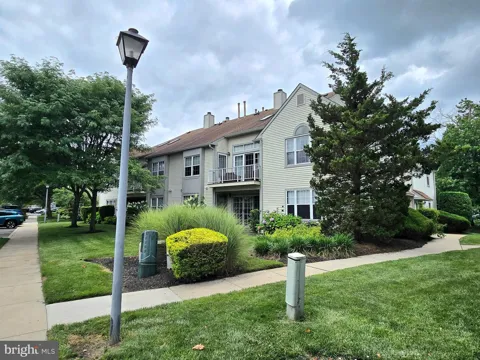 2907 TARNBROOK DRIVE