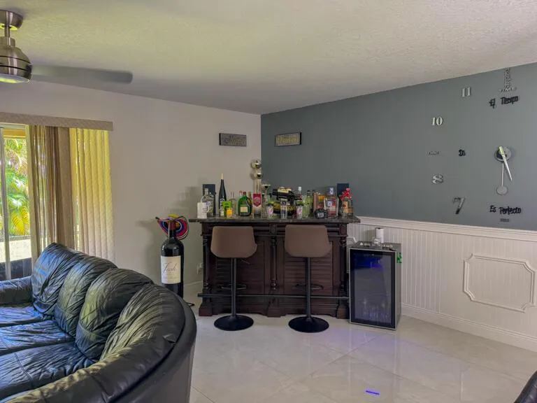 6111 Sugar Loaf Lane West Palm Beach, FL 33411