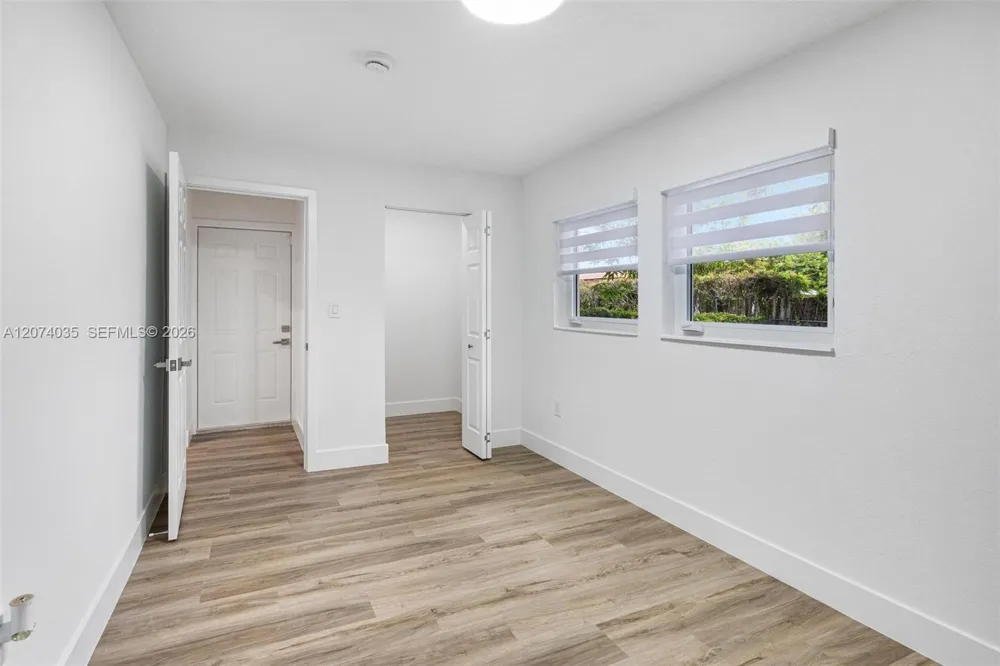 5937 NW 16th Ct Sunrise, FL 33313