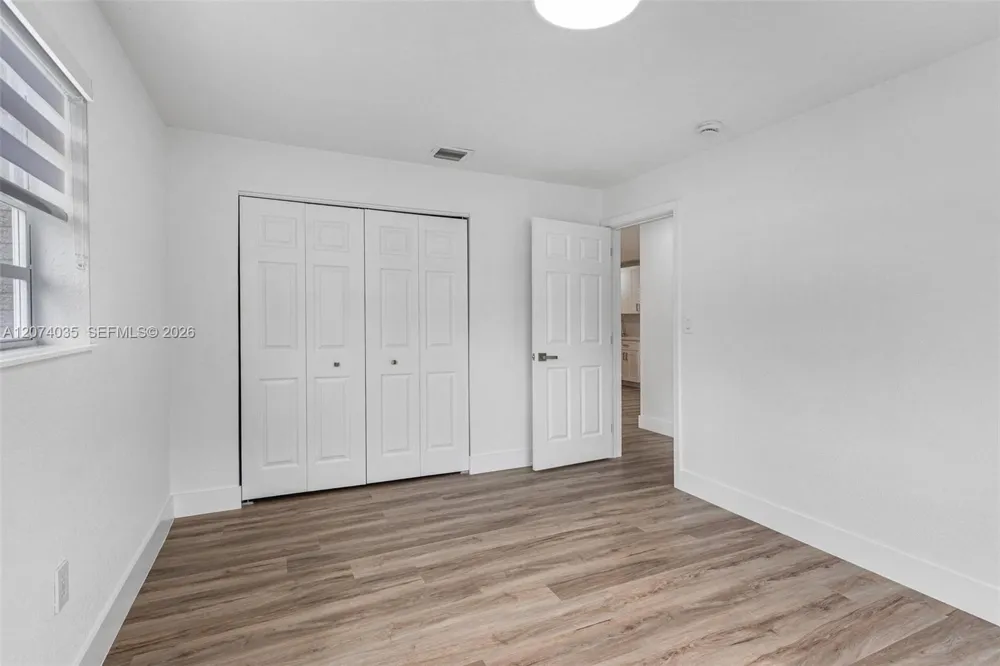 5937 NW 16th Ct Sunrise, FL 33313