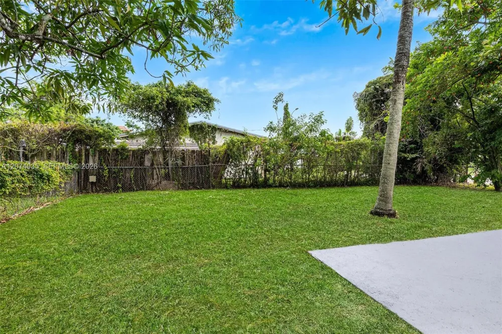 5937 NW 16th Ct Sunrise, FL 33313