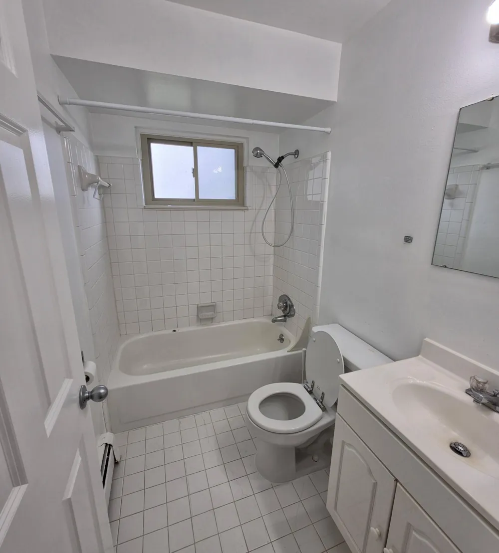 1968 Axtell Drive #1 Troy, MI 48084