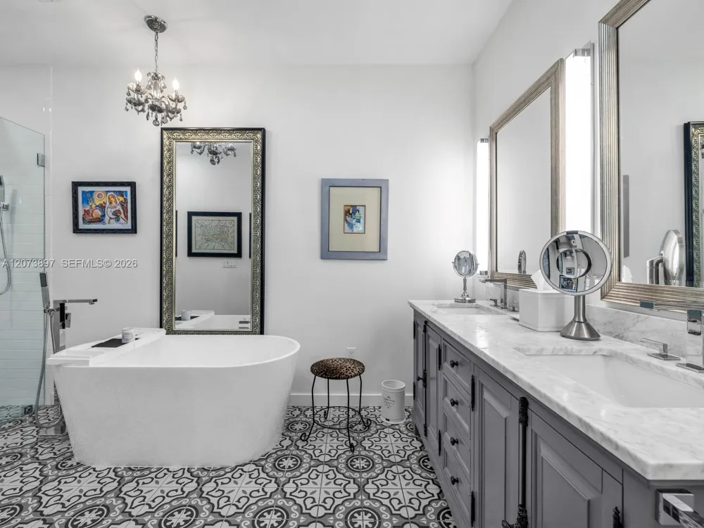 285 NE 103rd St Miami Shores, FL 33138