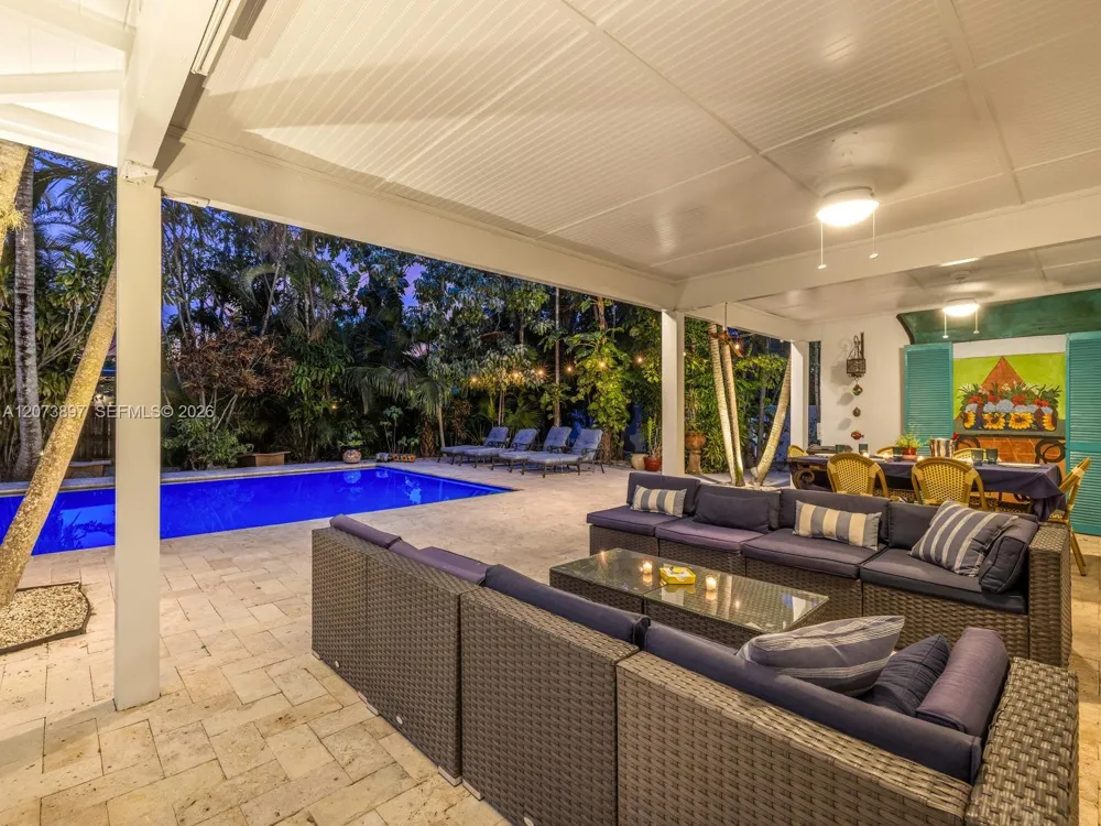 285 NE 103rd St Miami Shores, FL 33138