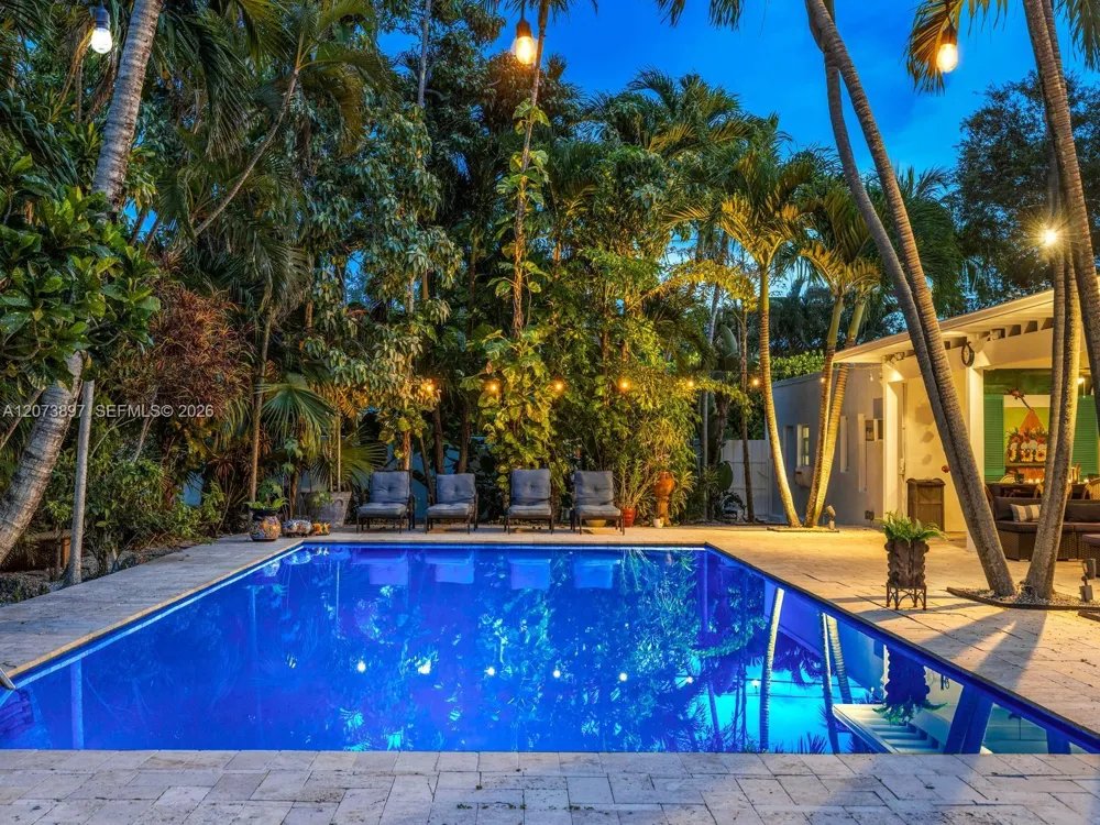 285 NE 103rd St Miami Shores, FL 33138