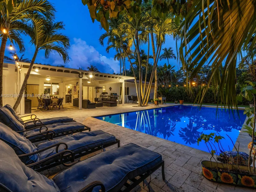 285 NE 103rd St Miami Shores, FL 33138