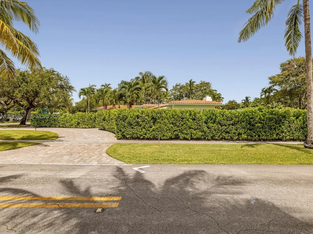 285 NE 103rd St Miami Shores, FL 33138