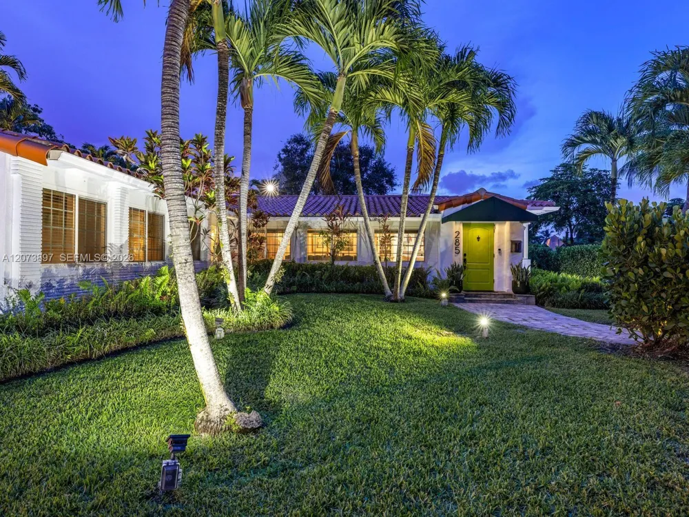 285 NE 103rd St Miami Shores, FL 33138