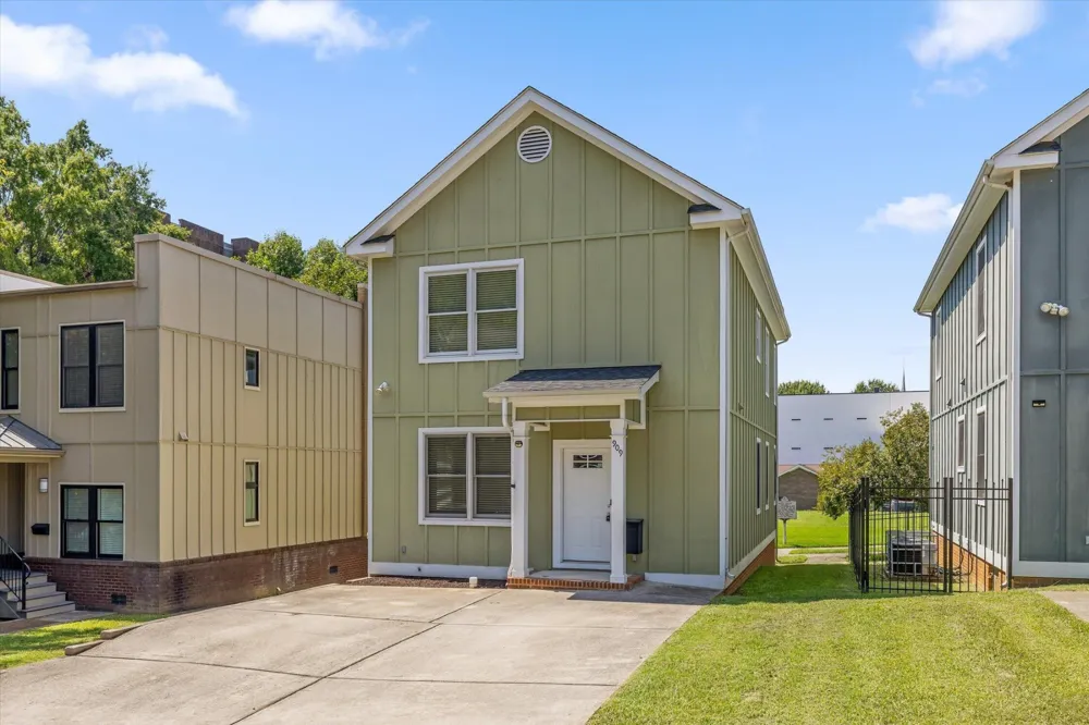 909 Wall Street Chattanooga, TN 37403