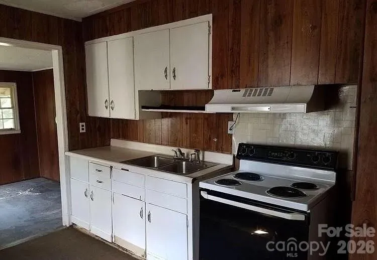 4721 Linden Street Columbia, SC 29203