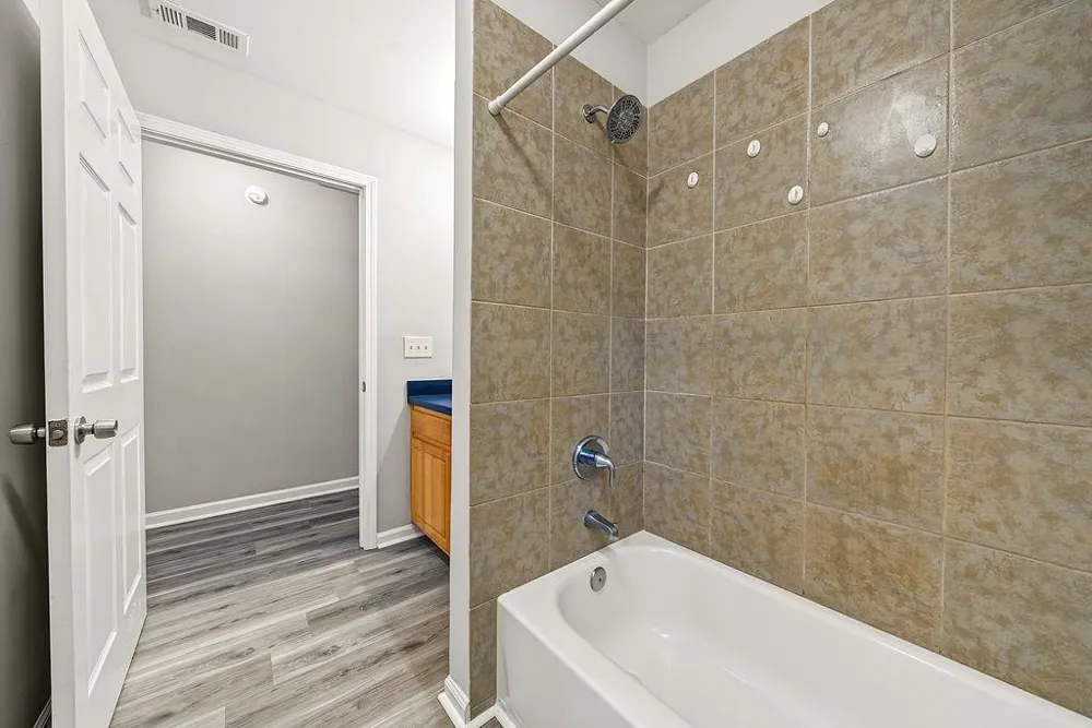3071 Jones Street East Point, GA 30344
