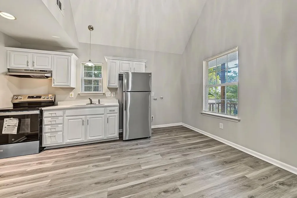 3071 Jones Street East Point, GA 30344