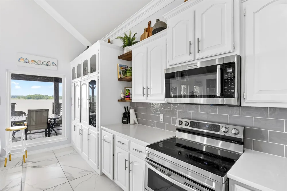 4508 Chavez Court Granbury, TX 76048