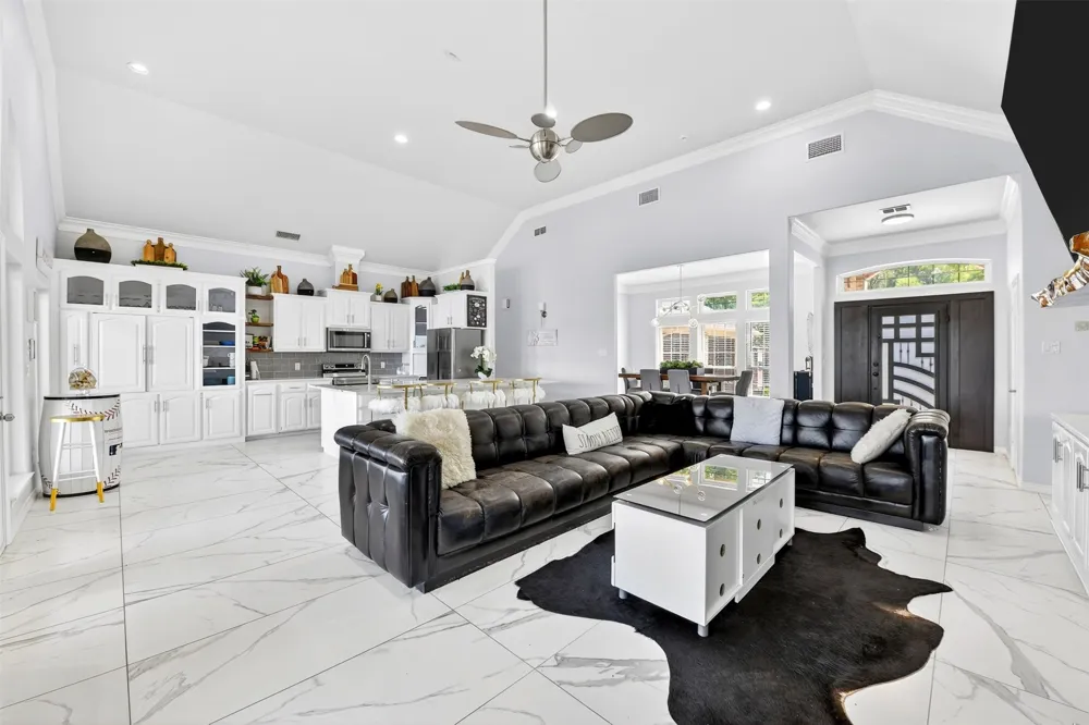 4508 Chavez Court Granbury, TX 76048