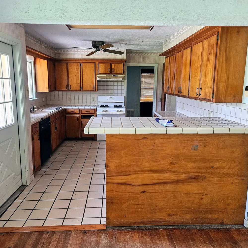 219 Carnation Street Lake Jackson, TX 77566