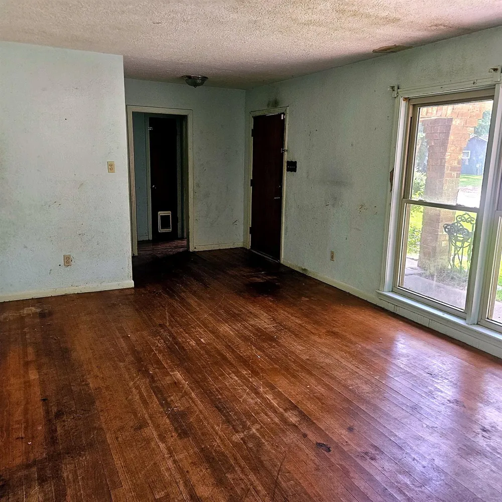 219 Carnation Street Lake Jackson, TX 77566
