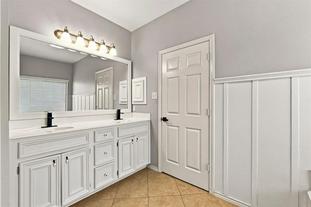 5526 Walnut Glen Lane Rosenberg, TX 77471