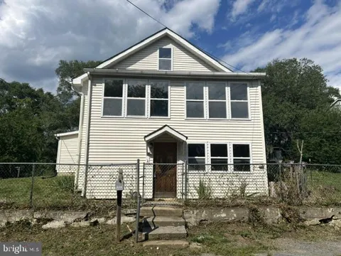 378 SUNSET STREET
