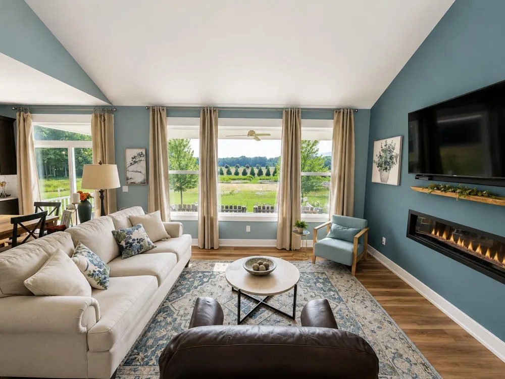 11953 124th Avenue Grand Haven, MI 49417