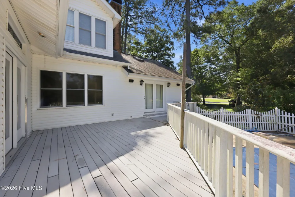 114 Reed Drive Washington, NC 27889