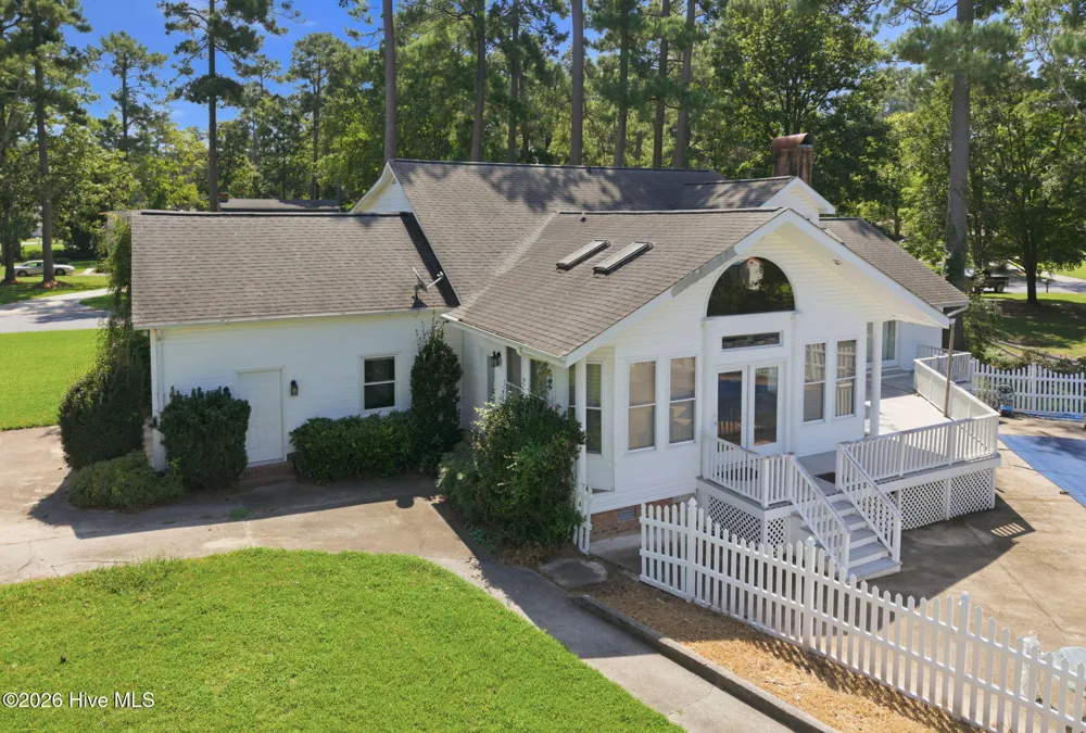 114 Reed Drive Washington, NC 27889