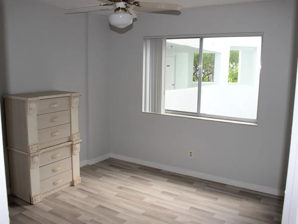 6698 10th Ave Avenue #218 Lake Worth, FL 33467