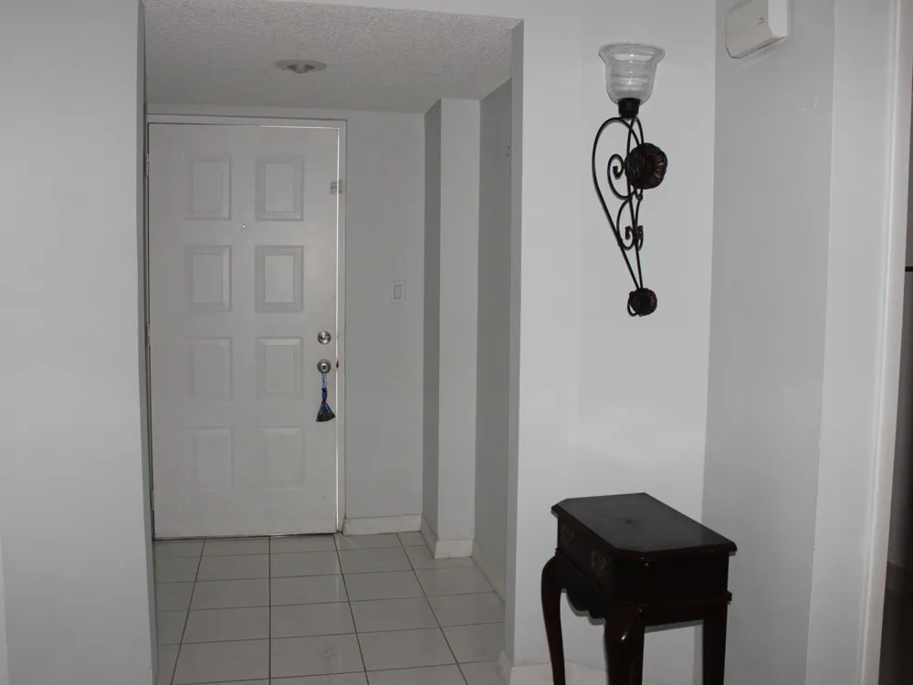 6698 10th Ave Avenue #218 Lake Worth, FL 33467