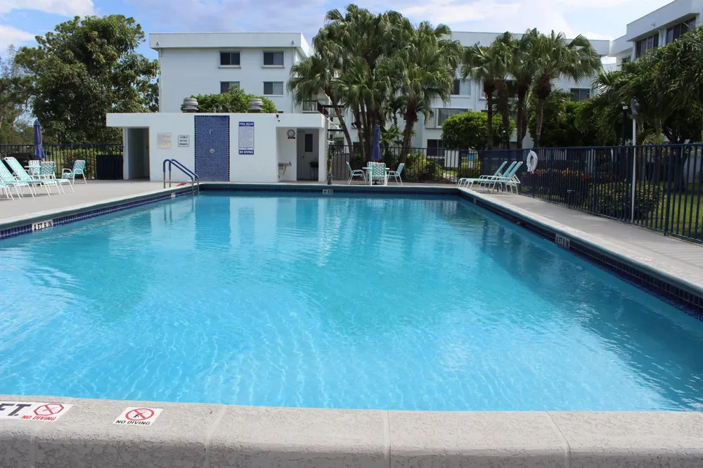 6698 10th Ave Avenue #218 Lake Worth, FL 33467