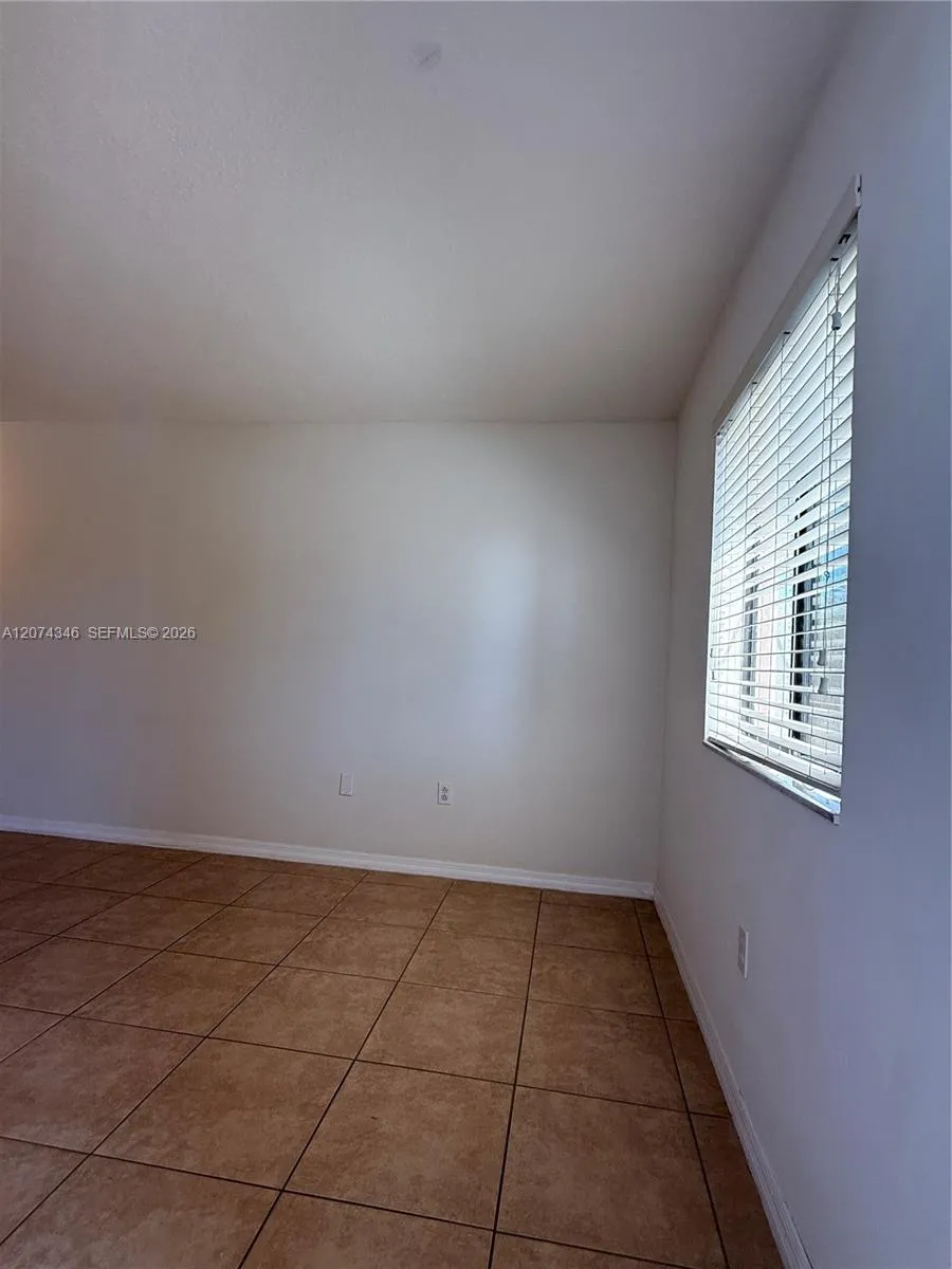 22731 SW 88th Pl #205 Cutler Bay, FL 33190