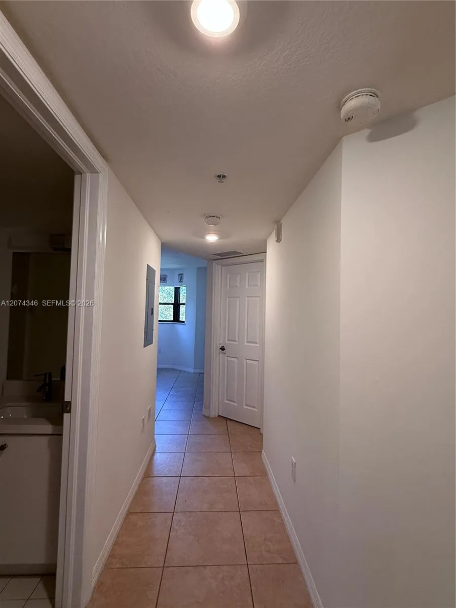 22731 SW 88th Pl #205 Cutler Bay, FL 33190