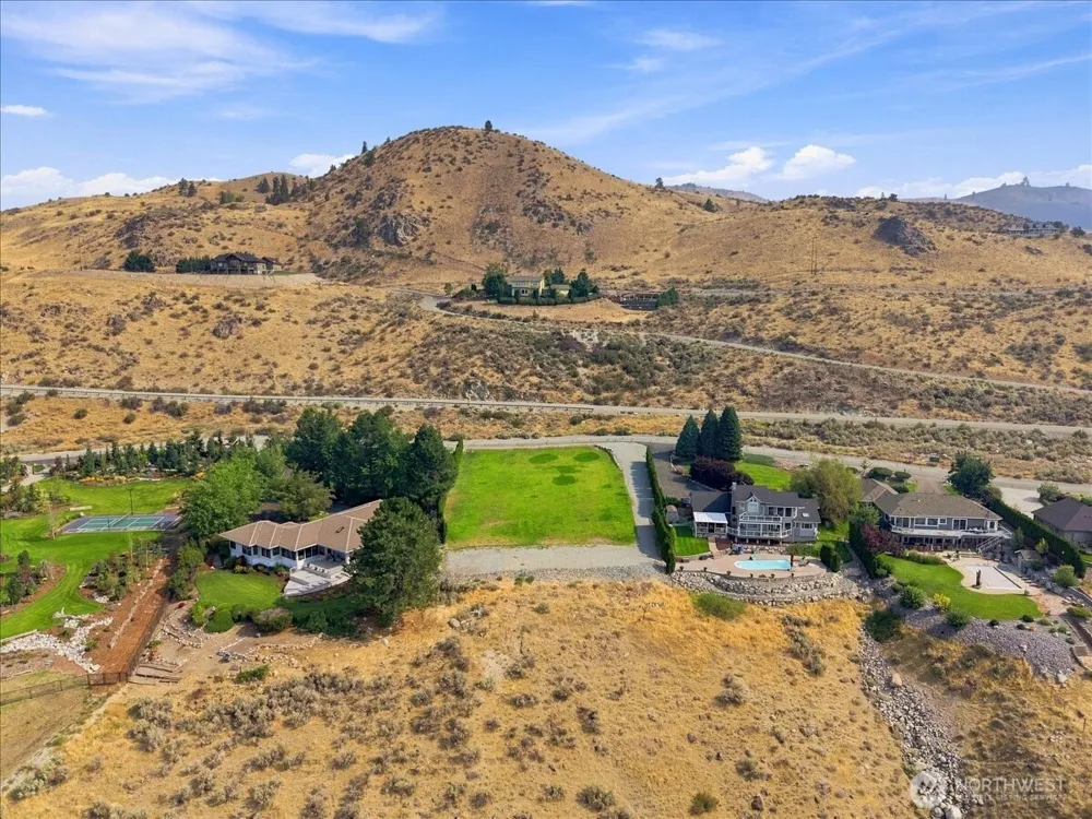 125 Highpoint Lane Chelan, WA 98816