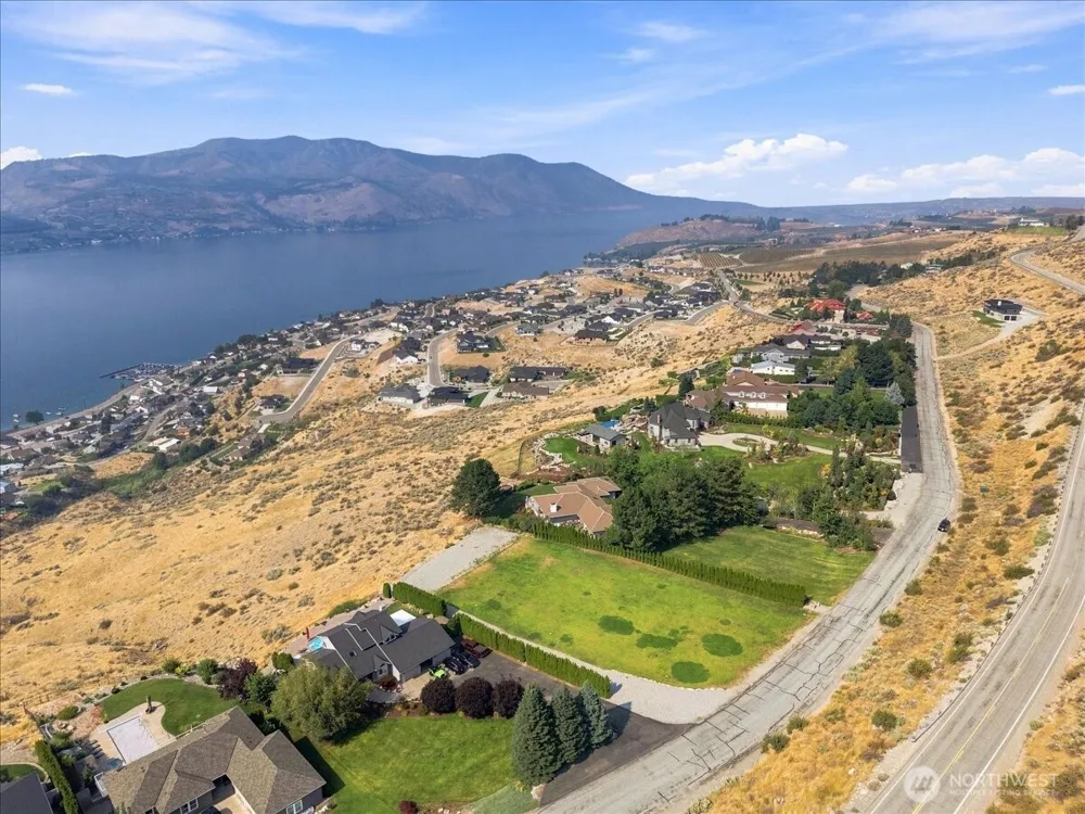 125 Highpoint Lane Chelan, WA 98816