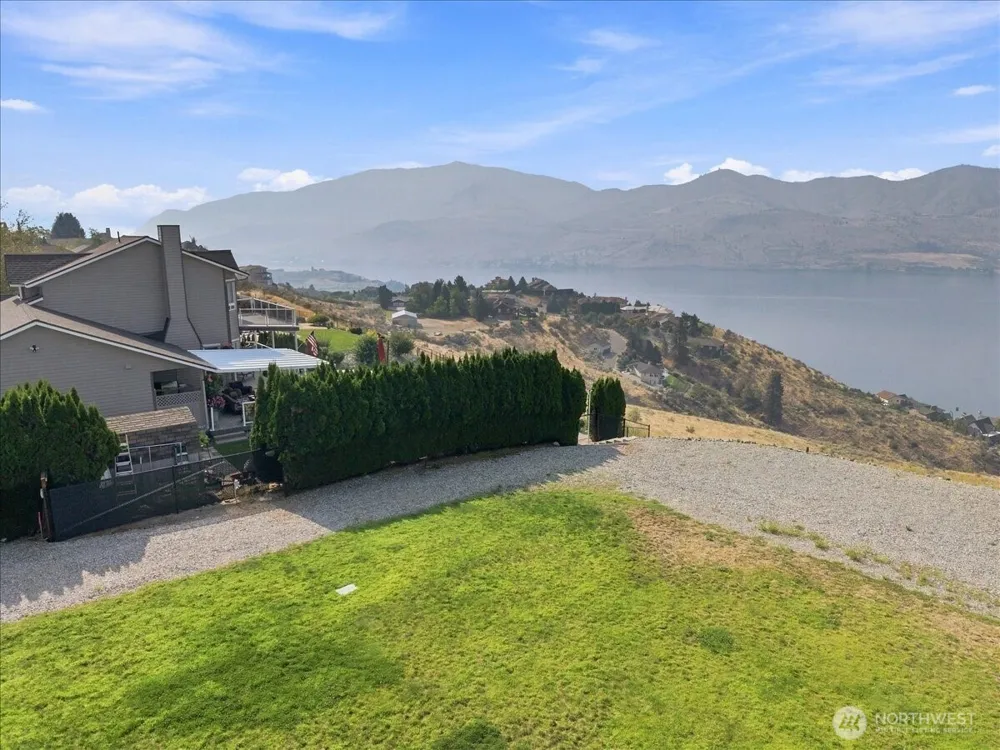 125 Highpoint Lane Chelan, WA 98816