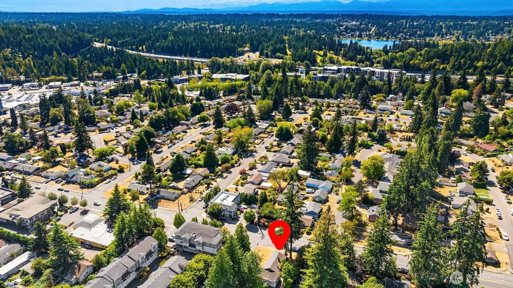 5507 240th Street SW Mountlake Terrace, WA 98043