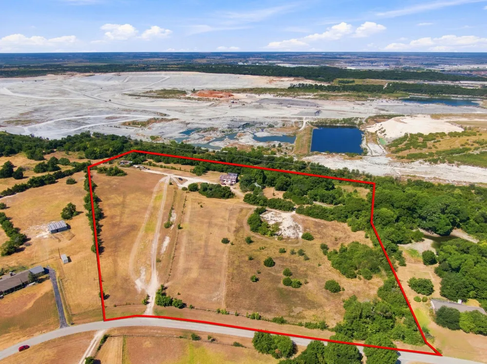 3441 Bluegrass Drive Midlothian, TX 76065