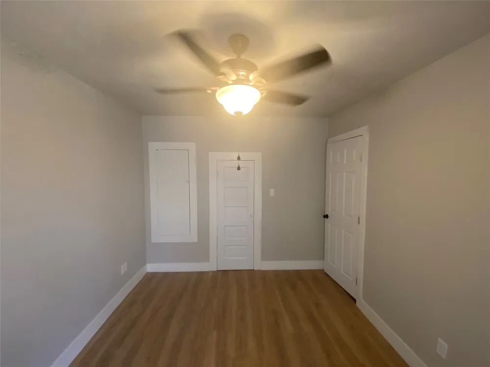 1042 W Tarleton Stephenville, TX 76401