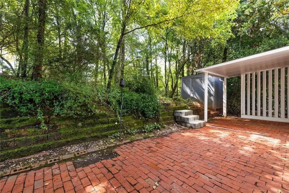 6260 Forest Hills Drive Peachtree Corners, GA 30092