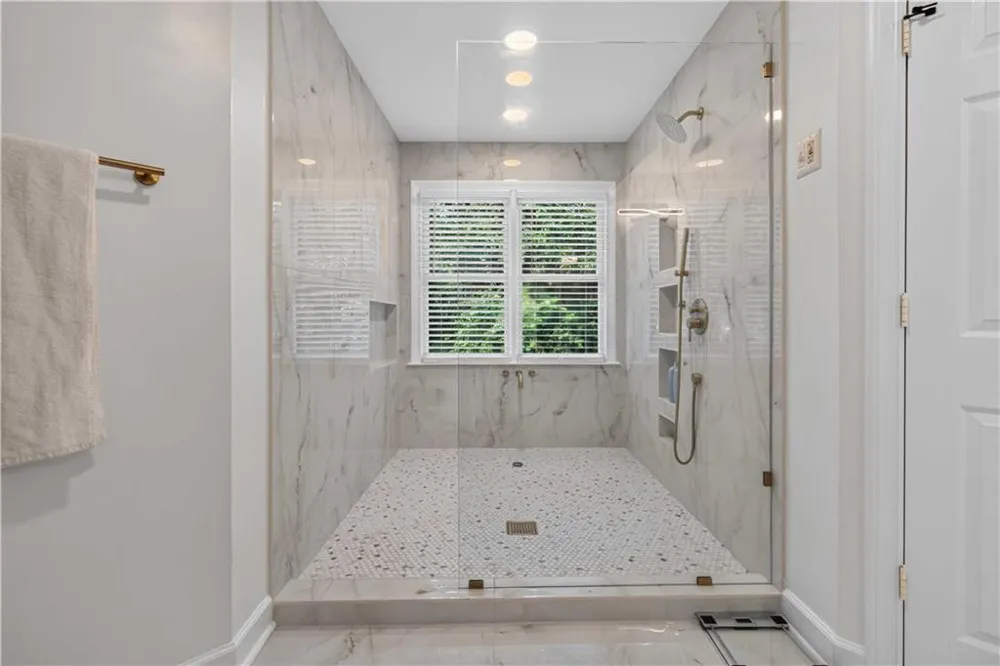 3355 Kates Way Duluth, GA 30097