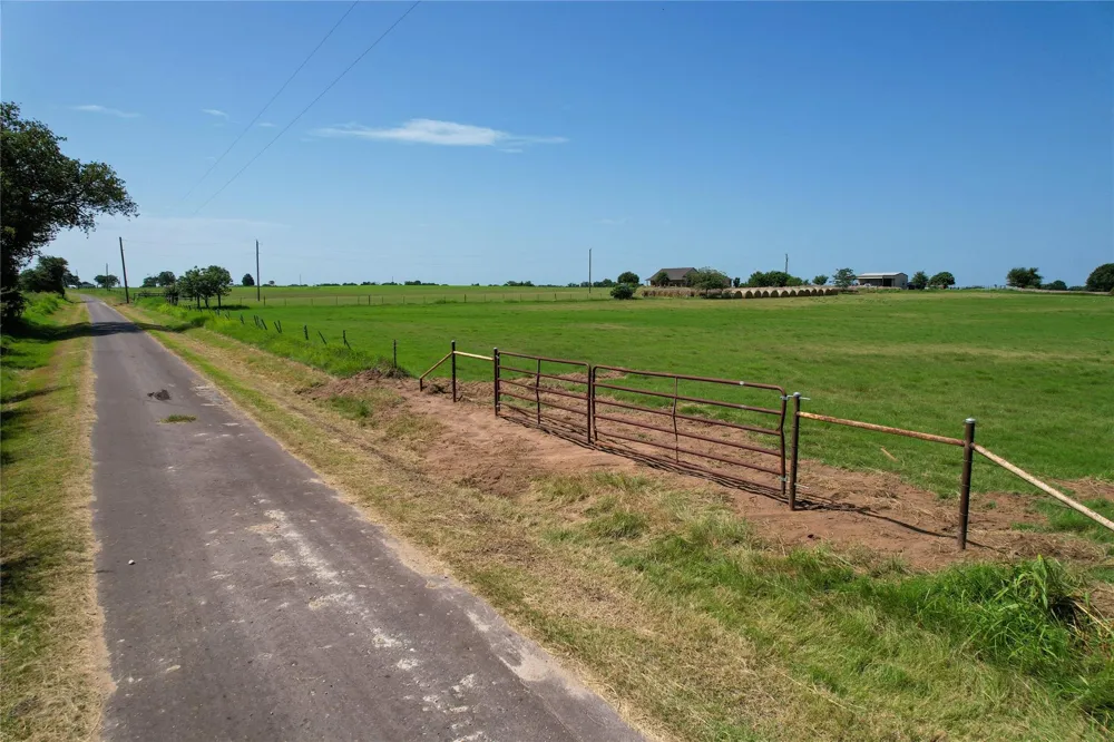 2 Cr 419 Bremond, TX 76629