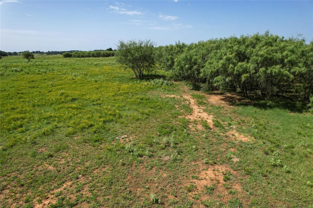 2 Cr 419 Bremond, TX 76629