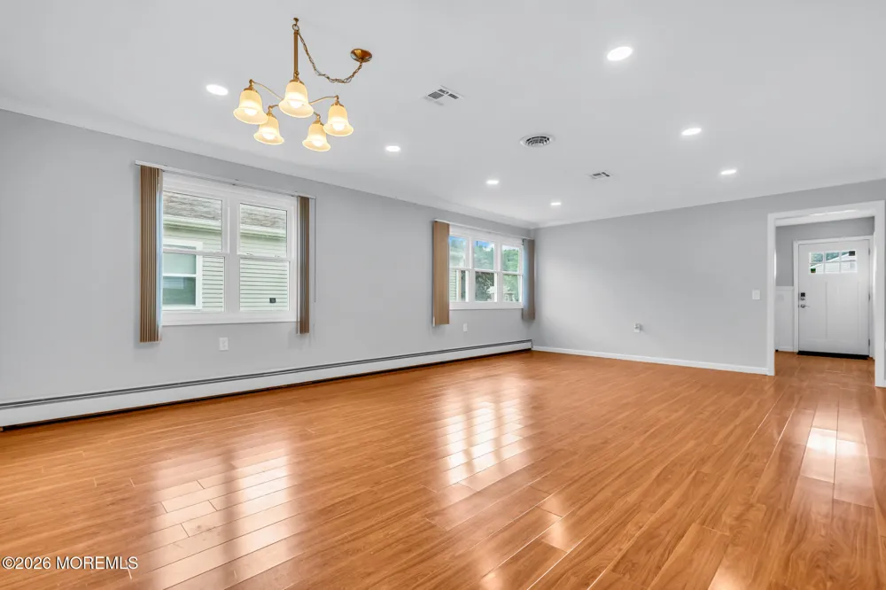 20 Camrose Street Toms River, NJ 08757